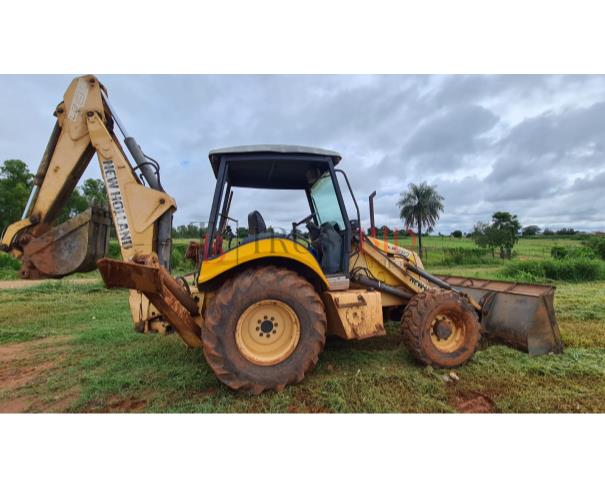 Foto de RETROESCAVADEIRA - NEW HOLLAND LB90 