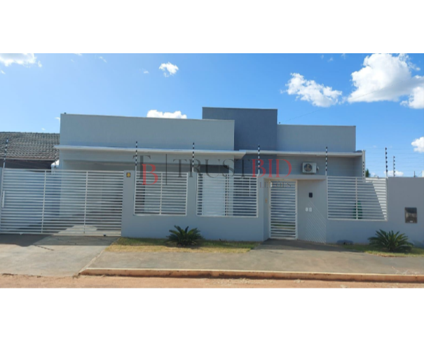 Foto de Casa e Terreno | Querência/MT