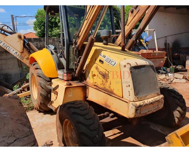 Foto de RETROESCAVADEIRA - NEW HOLLAND LB90 