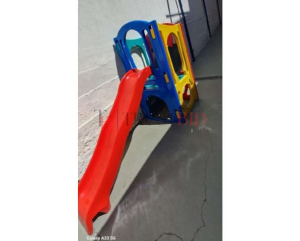Foto de LOTE 15 | ITENS DIVERSOS | COMPUTADORES, IMPRESSORAS, BRINQUEDOS, GELADEIRA E MICROONDAS