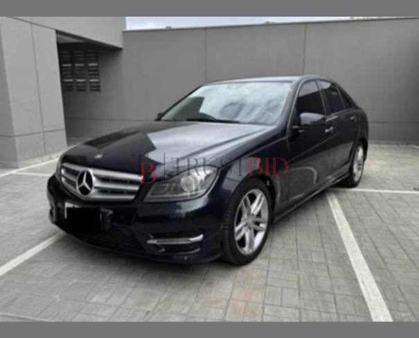 Foto de LOTE 39 | VEÍCULO | I/M.BENZ C180 TURBO - 2013/2014