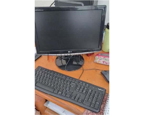 Foto de LOTE 15 | ITENS DIVERSOS | COMPUTADORES, IMPRESSORAS, BRINQUEDOS, GELADEIRA E MICROONDAS